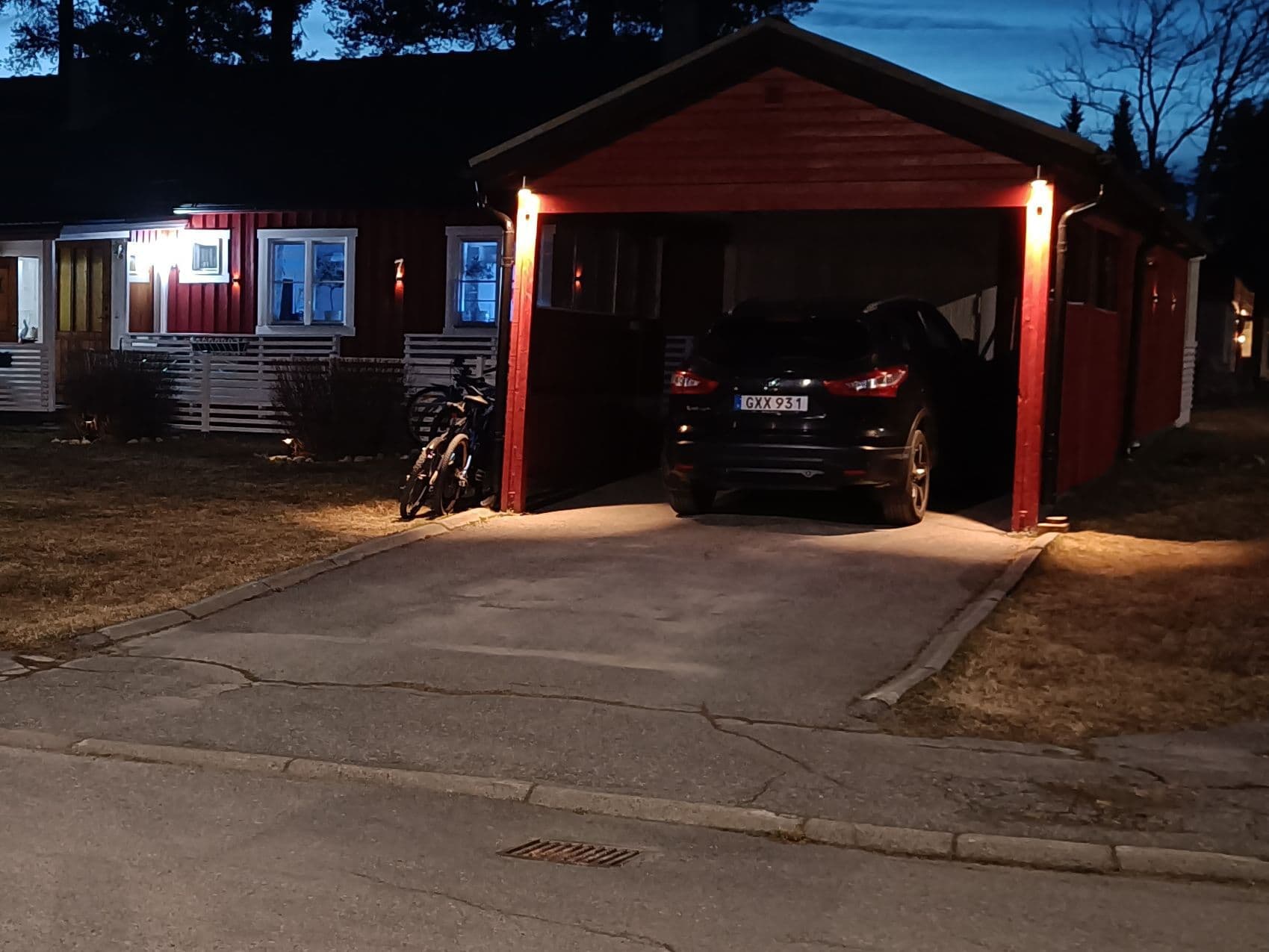 Säker parkering med El på Tallvägen